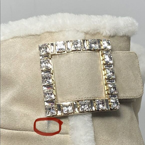 Roger Vivier Winter Viv' Strass suede and shearling ankle boots size 39 - Picture 9 of 15